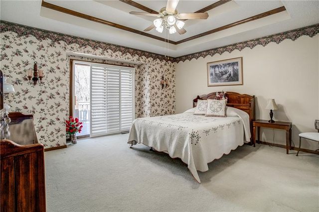 22504 E 33rd Street Court S, Blue Springs, MO 64015