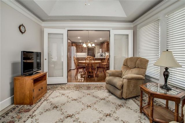 22504 E 33rd Street Court S, Blue Springs, MO 64015