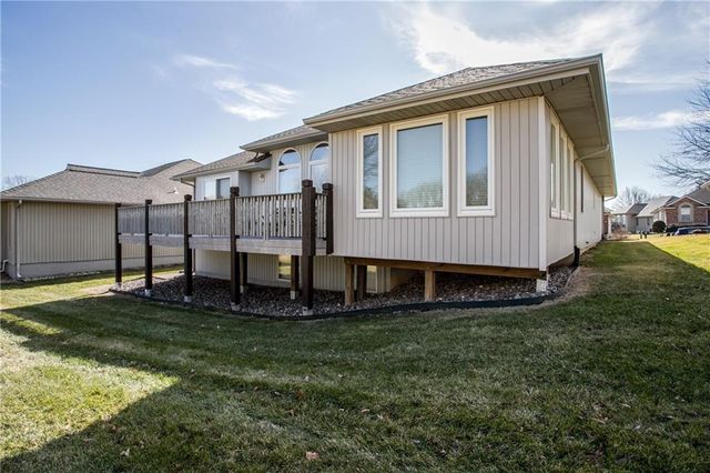 22504 E 33rd Street Court S, Blue Springs, MO 64015