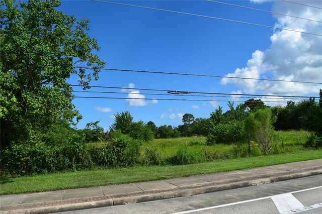 3521 Dixie Farm Road, Pearland, TX 77581