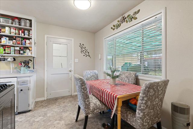 6449 Larry Way, North Highlands, CA 95660