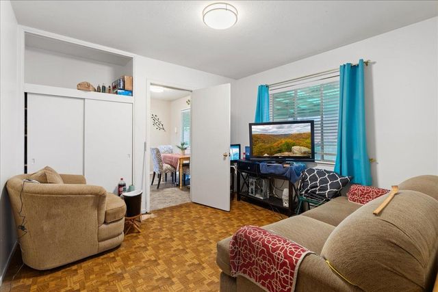 6449 Larry Way, North Highlands, CA 95660