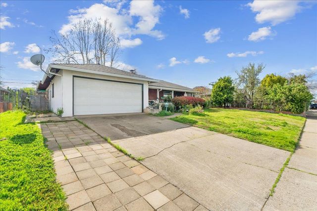 6449 Larry Way, North Highlands, CA 95660