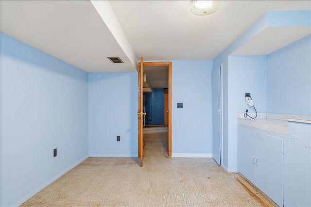 136 Cherry Lane, Burlington, VT 05401