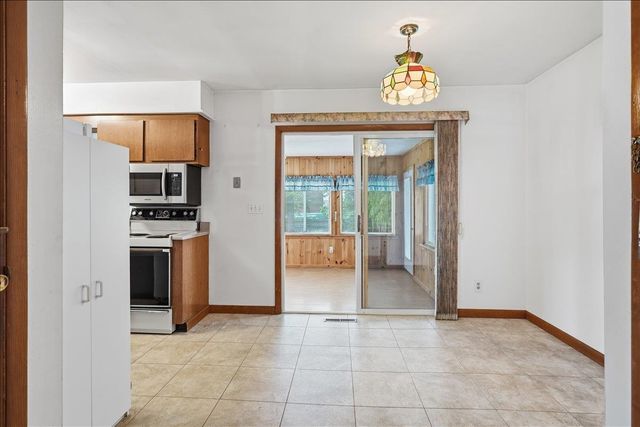 136 Cherry Lane, Burlington, VT 05401