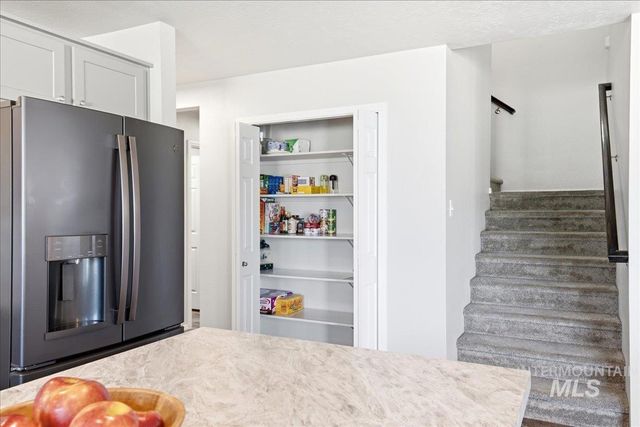 5111 Lansdale St, Caldwell, ID 83605