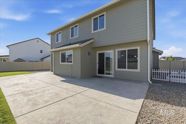 5111 Lansdale St, Caldwell, ID 83605