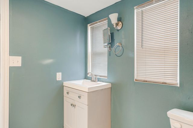 1003 8th Street, Shallowater, TX 79363