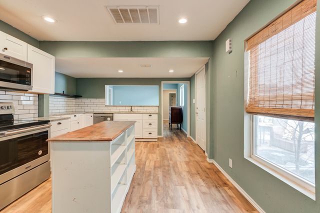 1003 8th Street, Shallowater, TX 79363