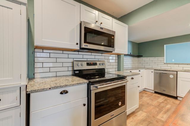 1003 8th Street, Shallowater, TX 79363