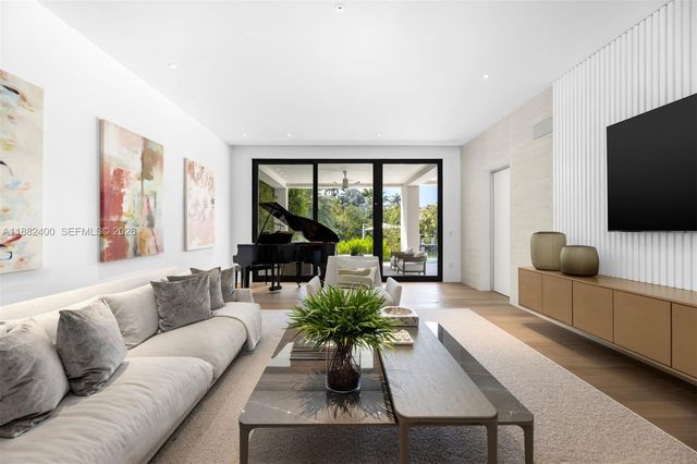 9360 Balada St, Coral Gables, FL 33156