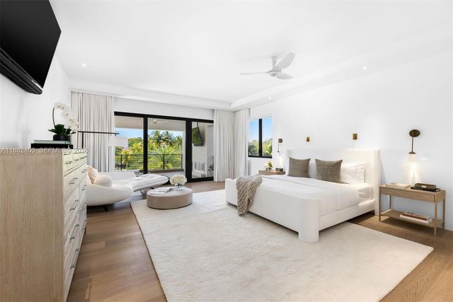 9360 Balada St, Coral Gables, FL 33156