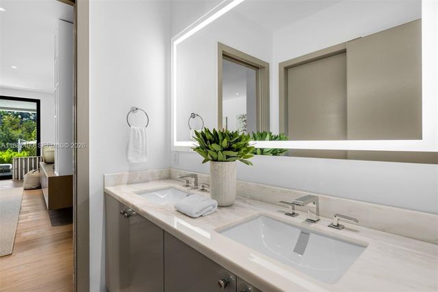 9360 Balada St, Coral Gables, FL 33156