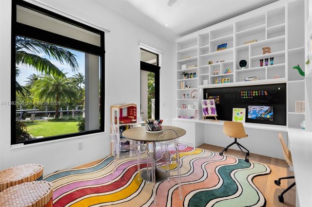 9360 Balada St, Coral Gables, FL 33156