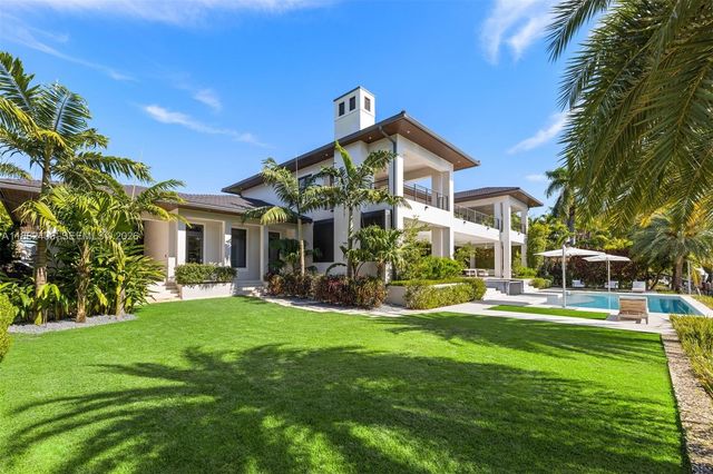 9360 Balada St, Coral Gables, FL 33156