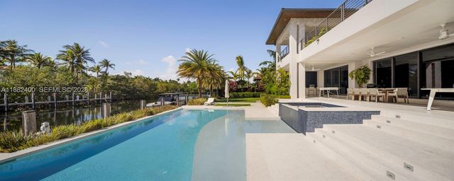 9360 Balada St, Coral Gables, FL 33156