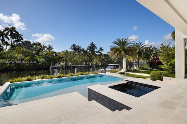 9360 Balada St, Coral Gables, FL 33156