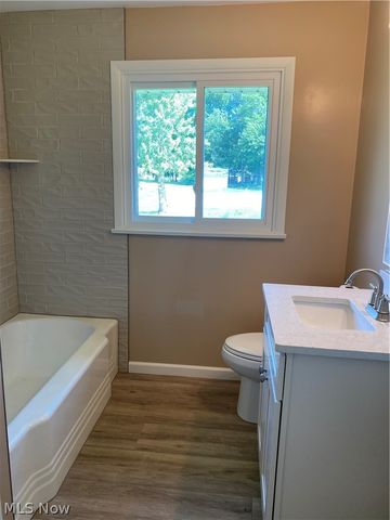 5265 Youngstown Poland Road, Poland, OH 44514