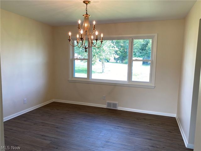 5265 Youngstown Poland Road, Poland, OH 44514
