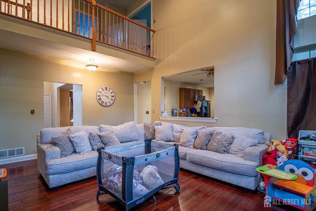 102 Erin Drive, Jackson, NJ 08527