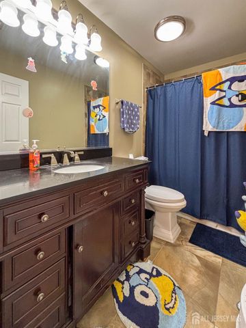 102 Erin Drive, Jackson, NJ 08527