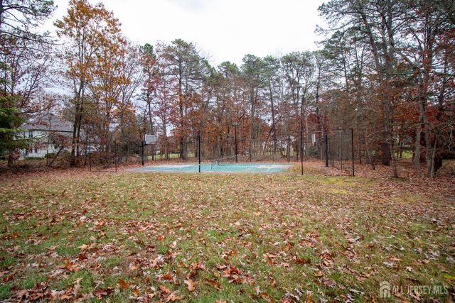 102 Erin Drive, Jackson, NJ 08527