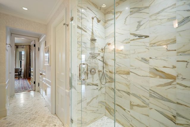 381 Beacon Street, Boston, MA 02116