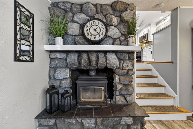 42 Marianna Rd, Salem, NH 03079