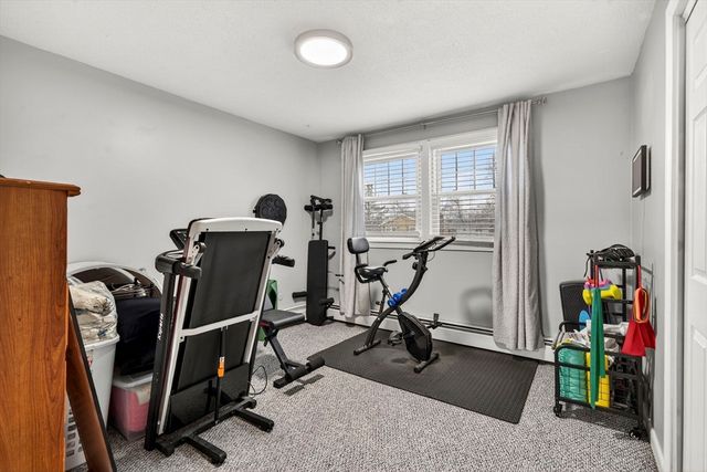 42 Marianna Rd, Salem, NH 03079