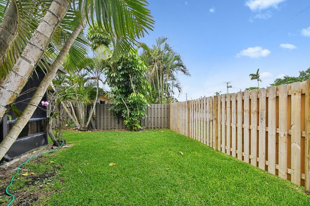 11063 Oakdale Road, Boynton Beach, FL 33437