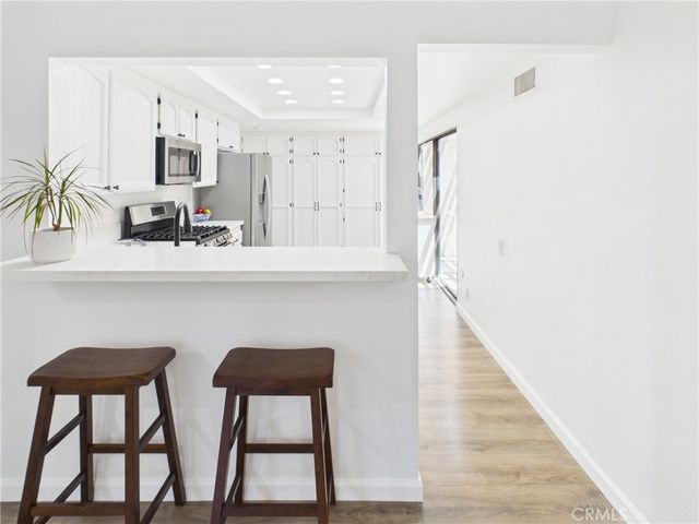 2027 E Fruit, Santa Ana, CA 92701