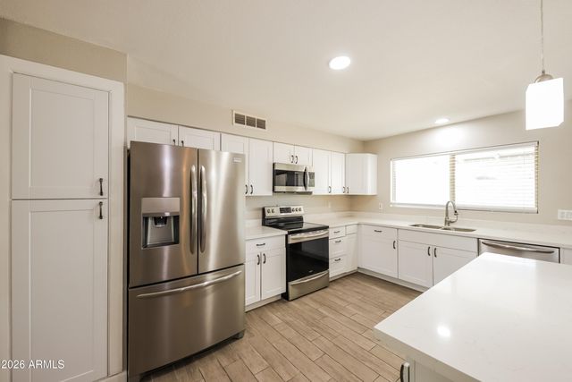 2501 E VILLA RITA Drive, Phoenix, AZ 85032