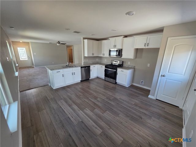 585 Aplite Pass, Maxwell, TX 78656