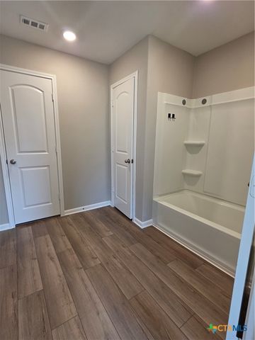 585 Aplite Pass, Maxwell, TX 78656