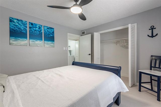 7600 Emmett F Lowry Expressway 806, Texas City, TX 77591