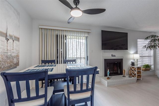 7600 Emmett F Lowry Expressway 806, Texas City, TX 77591