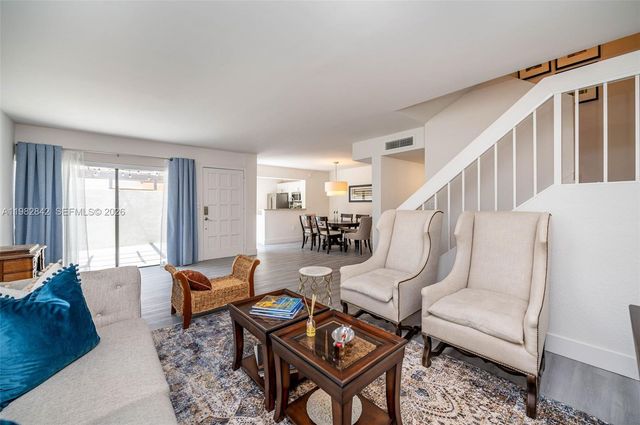 4702 SW 67th Ave O7, Miami, FL 33155