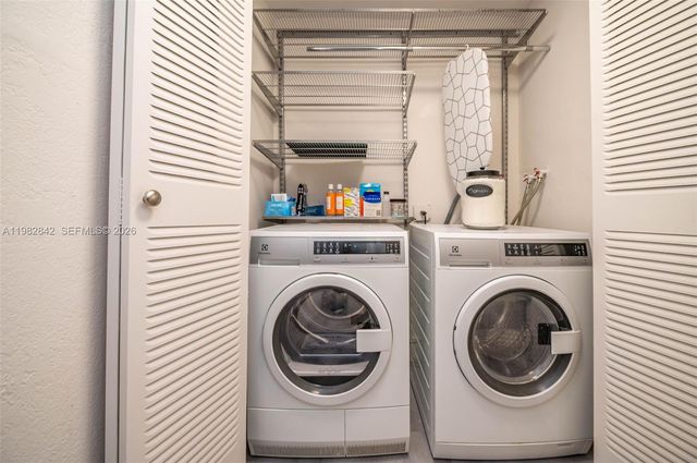 4702 SW 67th Ave O7, Miami, FL 33155