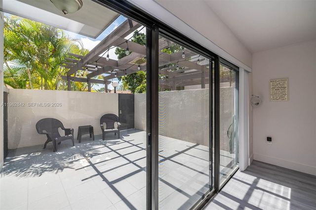 4702 SW 67th Ave O7, Miami, FL 33155