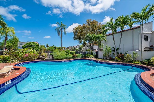 4702 SW 67th Ave O7, Miami, FL 33155