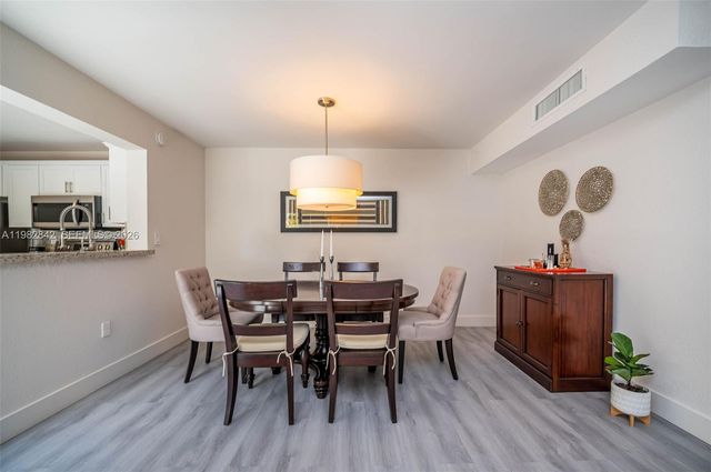 4702 SW 67th Ave O7, Miami, FL 33155