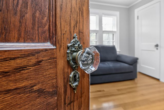 203 Tonawanda Drive, Des Moines, IA 50312