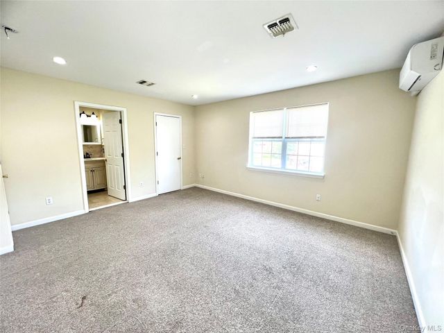 60 Peach Place, Middletown, NY 10940