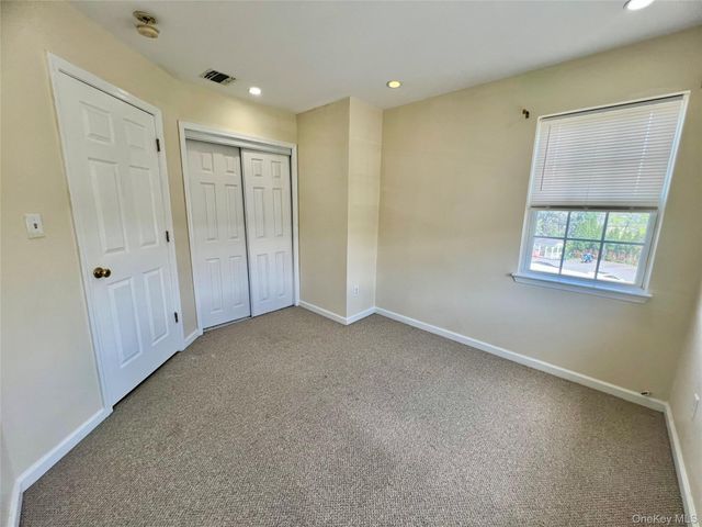 60 Peach Place, Middletown, NY 10940