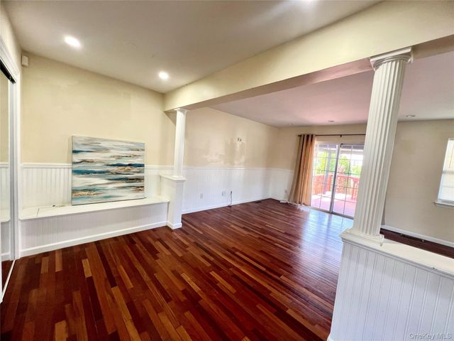 60 Peach Place, Middletown, NY 10940