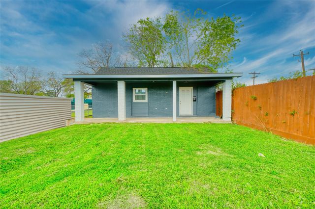 365 Audrey Lane 365, Houston, TX 77015