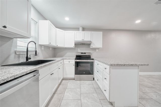 365 Audrey Lane 365, Houston, TX 77015