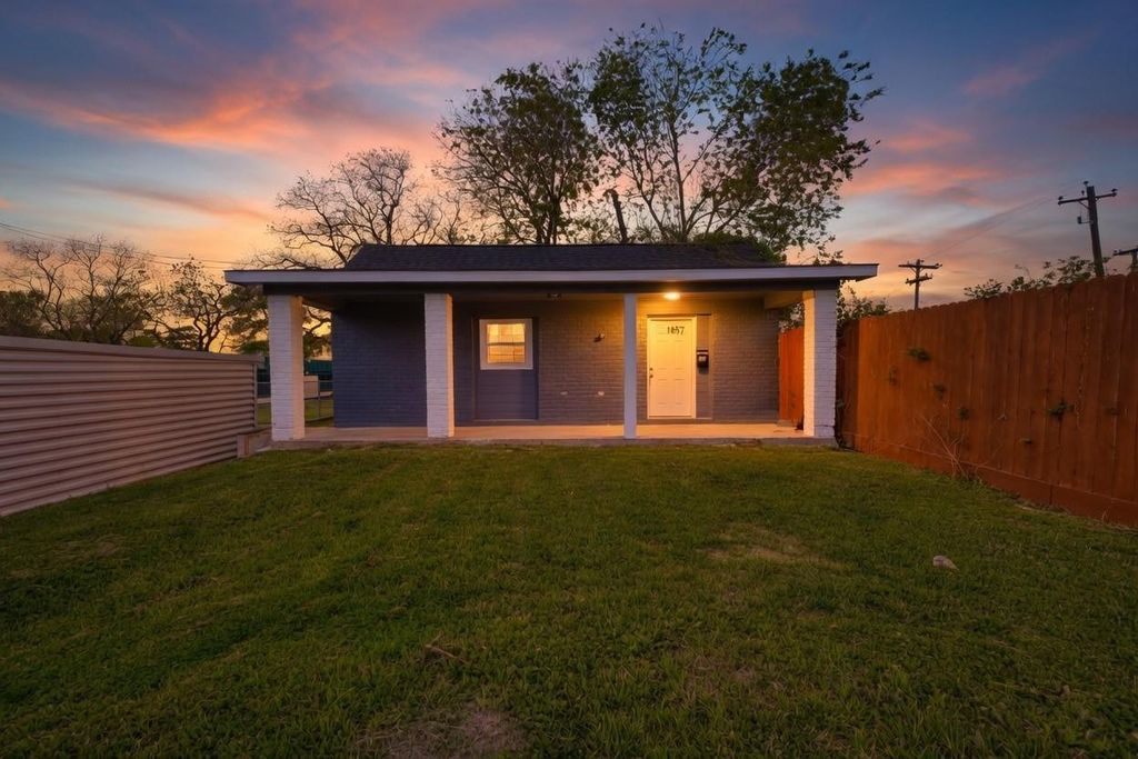 365 Audrey Lane 365, Houston, TX 77015