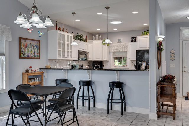 502 Green Coulee ROAD, Onalaska, WI 54650