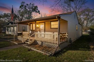 20916 Pinecrest Street, Taylor, MI 48180